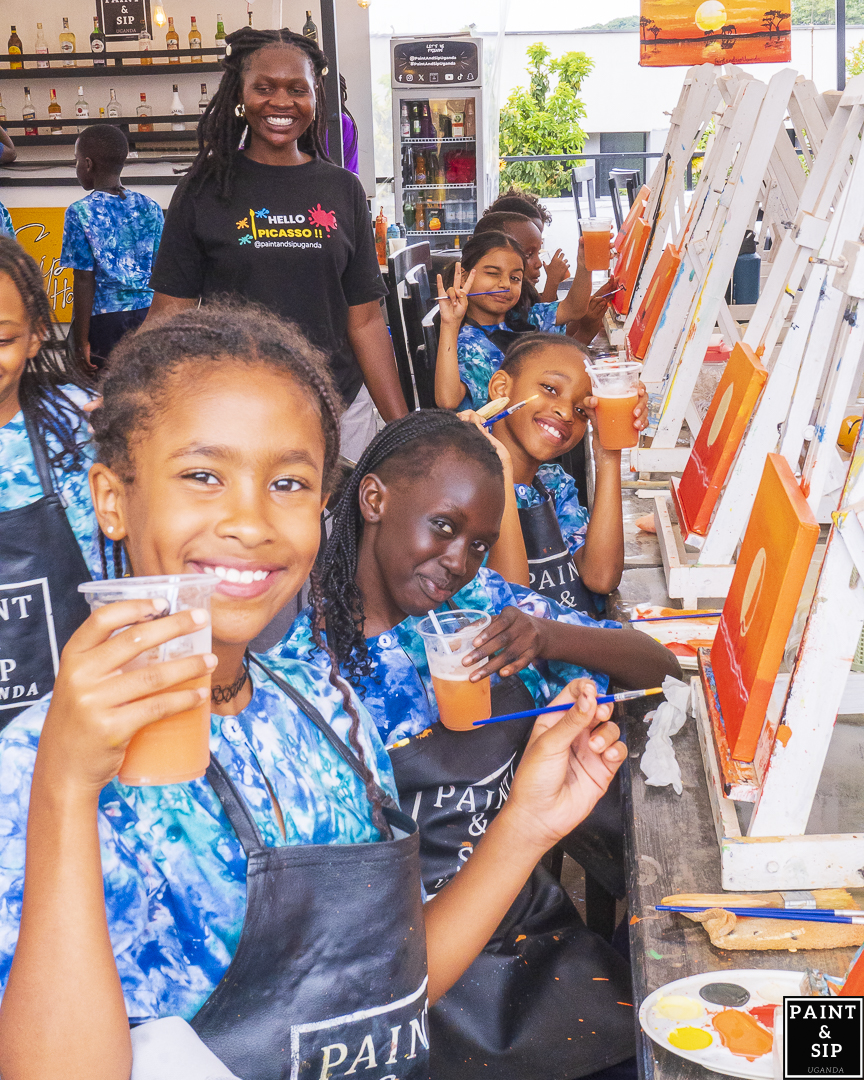 Kids painting session