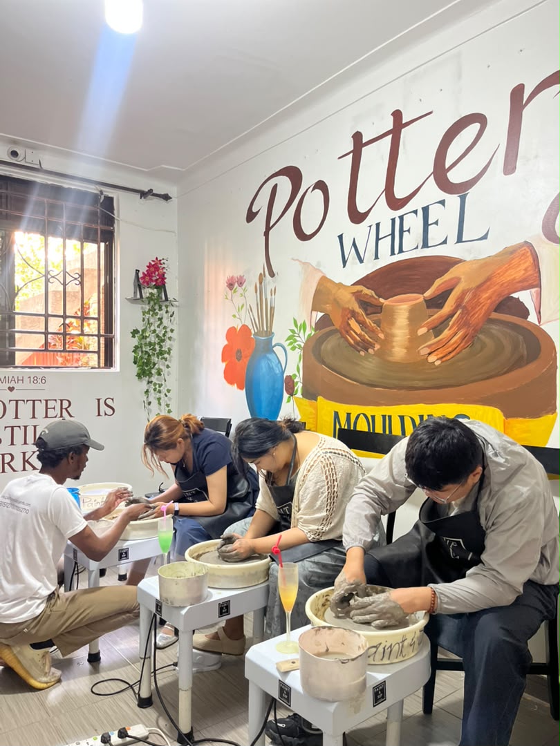 Paint & Sip Uganda — Gallery Photo 4